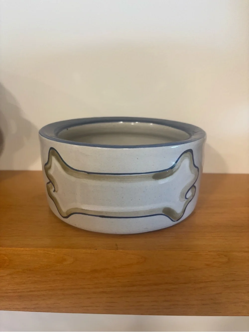 Louisville Stoneware Num Nums Dog Bowl Hand Painted Kentucky Pottery